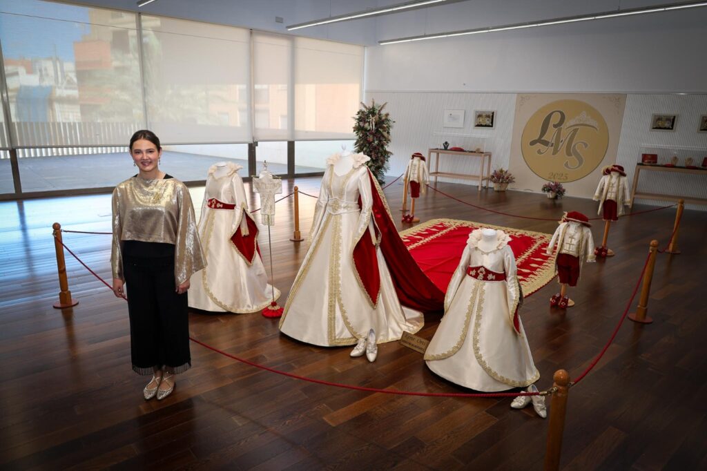 Lucia Mora, reina del Encuentro de la Semana Santa de Torrent desvela su vestido 11 WhatsApp Image 2025 04 16 at 17.44.25