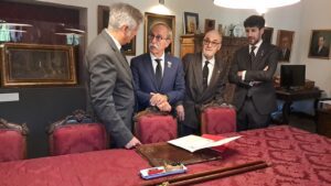 La processó de Sant Jordi recorre el cor del Cap i Casal 2 WhatsApp Image 2025 04 23 at 18.30.04