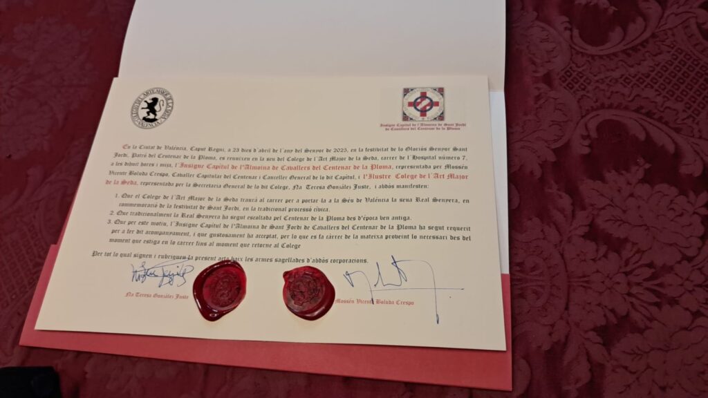 La processó de Sant Jordi recorre el cor del Cap i Casal 5 WhatsApp Image 2025 04 23 at 18.44.52