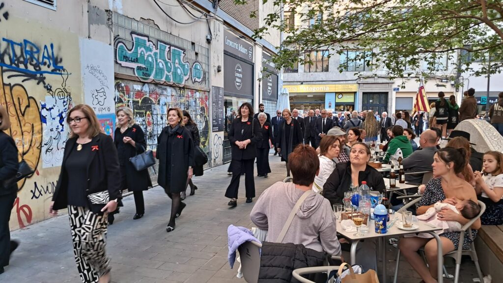 La processó de Sant Jordi recorre el cor del Cap i Casal 9 WhatsApp Image 2025 04 23 at 19.16.271
