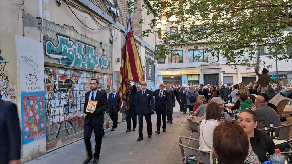 La processó de Sant Jordi recorre el cor del Cap i Casal 11 WhatsApp Image 2025 04 23 at 19.17.091