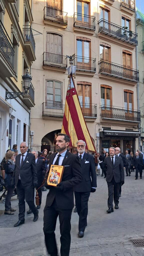 La processó de Sant Jordi recorre el cor del Cap i Casal 17 WhatsApp Image 2025 04 23 at 19.33.15
