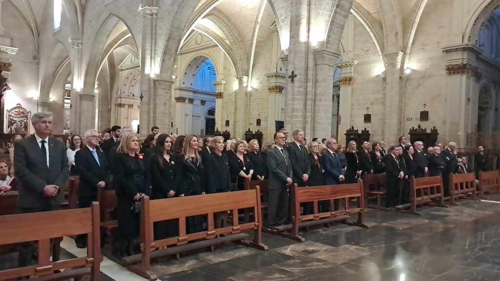 La processó de Sant Jordi recorre el cor del Cap i Casal 24 WhatsApp Image 2025 04 23 at 19.47.38