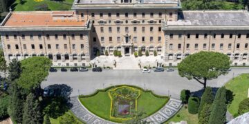 El arte florece en los Jardines Vaticanos