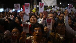 Perú. Miles de personas en la misa por el Papa León XIV en Chiclayo 2 El Pueblo del Papa 2