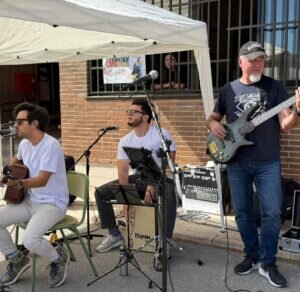 Escuelas Pías Malvarrosa celebra "Mercadillo Solidario" 2 Escuelas Pias Malvarrosa 4