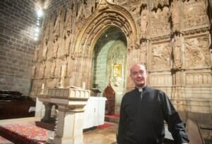 Salida extraordinaria del Santo Cáliz a San Juan de la Peña y Jaca estará expuesto en el Monasterio de San Juan de la Peña y en la Catedral de Jaca el 15 y 16 de julio 3 Santo Caliz Valencia1
