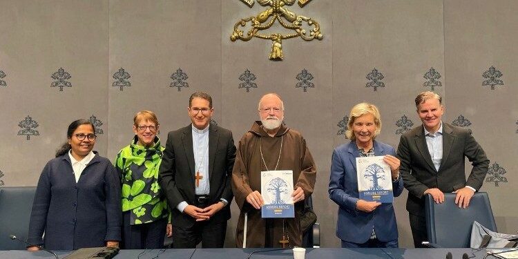 Comisión para la Protección de Menores ora por el cónclave