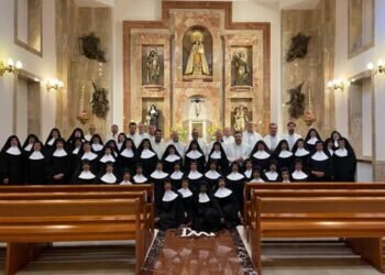 Sacerdotes Valencianos de Roma celebran la fiesta de la Virgen de los Desamparados