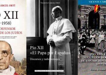 El historiador Vicente Cárcel presenta en Roma la trilogía dedicada al Papa Pío XII,