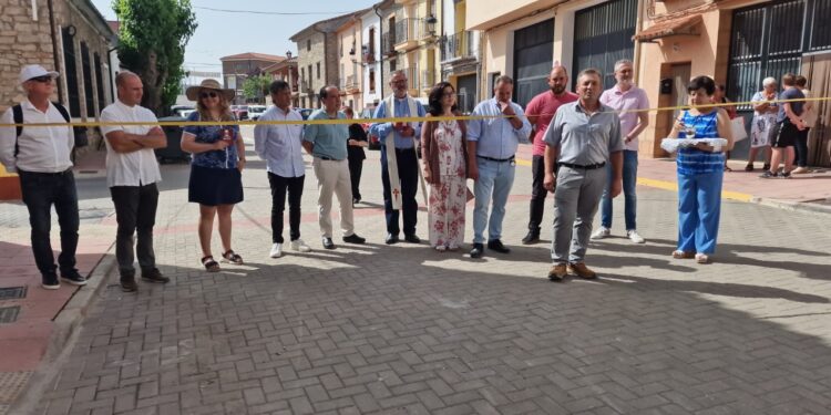 La Asociación Cultural El Camino del Santo Grial, presente en la XVIII Feria de Barracas 1 La Asociación Cultural El Camino del Santo Grial, presente en la XVIII Feria de Barracas