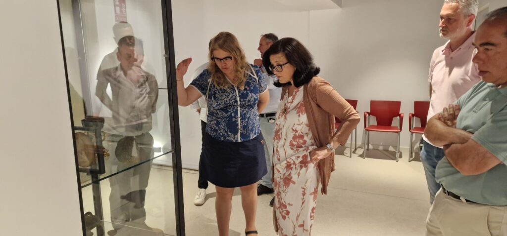 La Asociación Cultural El Camino del Santo Grial, presente en la XVIII Feria de Barracas 9 20250614 105247 Mediana