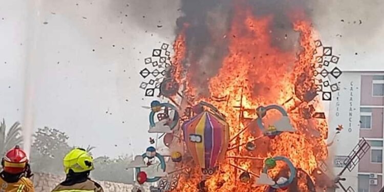 Colegio Calasancio Alicante celebra la Festividad de San Juan