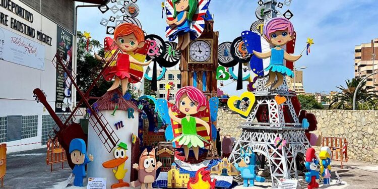 El Colegio Calasancio de Alicante gana por 4º año consecutivo el 1º premio de hogueras escolares otorgado por el ayuntamiento de Alicante