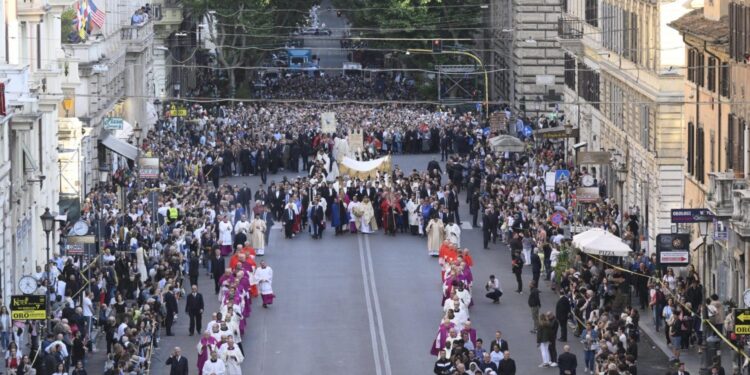 Corpus Christi, el Papa celebrará la misa en San Juan de Letrán 1 León XIV presidirá la liturgia en el atrio de la basílica lateranense