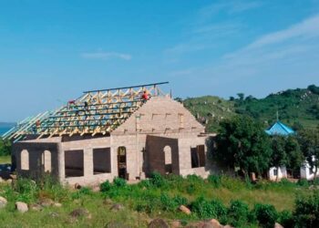Un sacerdote de Tanzania, que realizó sus estudios en la Diócesis de Valencia, pide ayuda para completar la construcción de un santuario 7 Un sacerdote de Tanzania, que realizó sus estudios en la Diócesis de Valencia, pide ayuda para completar la construcción de un santuario