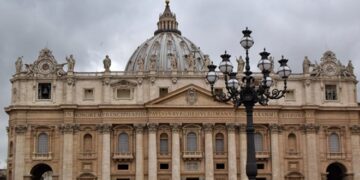 El Vaticano anunciará la canonización de ocho nuevos santos