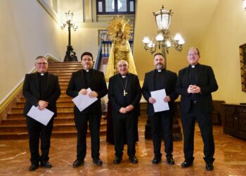 El Arzobispo de Valencia nombra a los vicarios episcopales F.Javier Grande, de la V, y J.J Monfort, de la VIII, y a F. Carrasco vicerrector de La Inmaculada