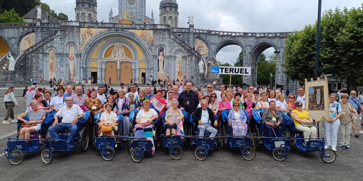 La Hospitalidad Ntra. Sra. de Lourdes de Teruel ha realizado un año más su peregrinación anual al Santuario 1 La Hospitalidad Ntra. Sra. de Lourdes de Teruel ha realizado un año más su peregrinación anual al Santuario