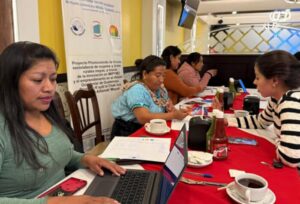 Manos Unidas en Guatemala: Cuando emigrar deja de ser la única salida 2 MU guatemala informatica 700x477 1