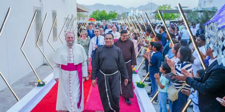 Un evento histórico para los fieles católicos de Omán: Nace un centro pastoral 1 Un evento histórico para los fieles católicos de Omán: Nace un centro pastoral