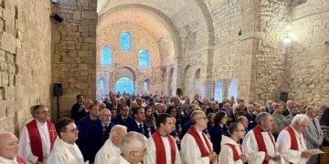 Gran acogida del Santo Cáliz a su llegada a San Juan De la Peña y Jaca