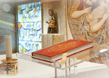 Lecturas para la celebración de la eucaristía en inglés, italiano y francés