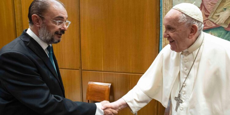 Los obispos de Aragón expresan su pesar por el fallecimiento de Javier Lambán 1 Obispos de Aragón expresan su pesar por el fallecimiento del Ex-presidente