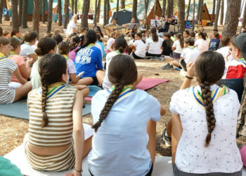 Los campamentos organizados por Juniors M.D. reúnen a 12.800 personas este verano