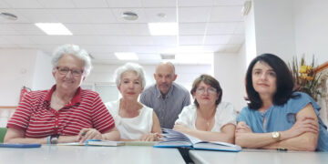 Cáritas diocesana de Córdoba recibe 8.400 euros de Diputación para atender a personas mayores