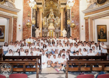 La Basílica de la Virgen de los Desamparados acoge una eucaristía por el encuentro “Pueblo de Alabanza» Organizado por la Archidiócesis de Toledo
