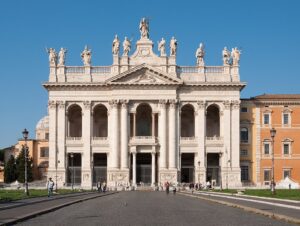La Iglesia en Roma, más de 900 para visitar. La Cuna del mundo. 3 San Juan de Letran