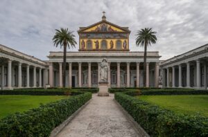 La Iglesia en Roma, más de 900 para visitar. La Cuna del mundo. 4 San Pablo Extramuros