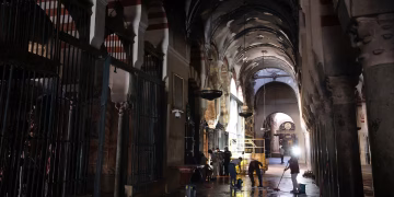 Reabre al público la Mezquita-Catedral de Córdoba tras el incendio excepto la zona afectada