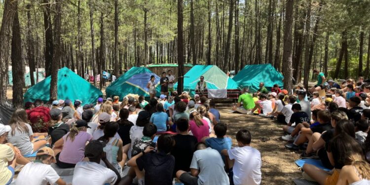 Las Ayudas de Campamentos 2025 de Juniors M.D. reparten 27.750 euros entre 222 niños y niñas 1 Las Ayudas de Campamentos 2025 de Juniors M.D. reparten 27.750 euros entre 222 niños y niñas