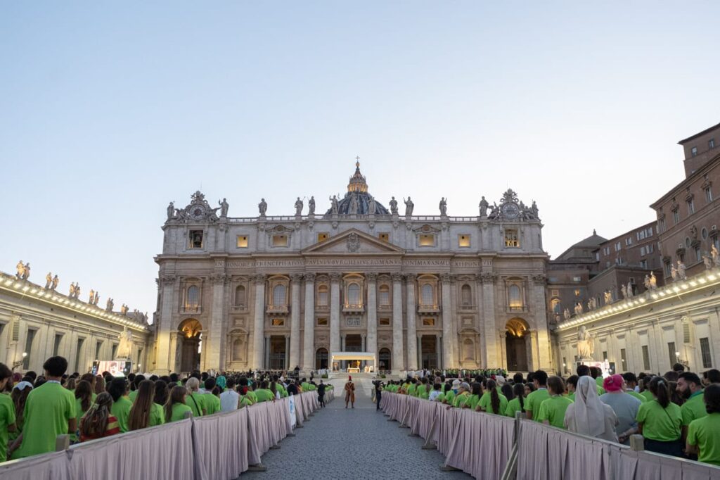 peregrinacion jubileo jovenes encuentro espanoles plaza san pedro arguello benavent vgutierrezVLC 53