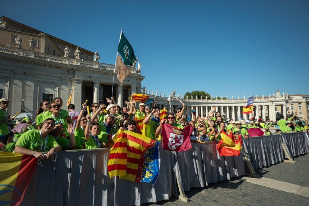 peregrinacion jubileo jovenes encuentro espanoles plaza san pedro arguello benavent vgutierrezVLC 8