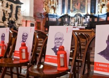 1600 Mártires en 25 años