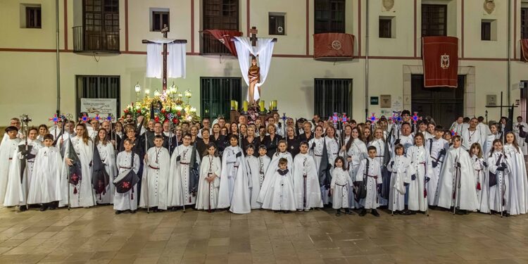 El Arzobispo de Valencia inaugura hoy viernes el 36º Encuentro Nacional de Cofradías en Gandia 1 El Arzobispo de Valencia inaugura hoy viernes el 36º Encuentro Nacional de Cofradías en Gandia