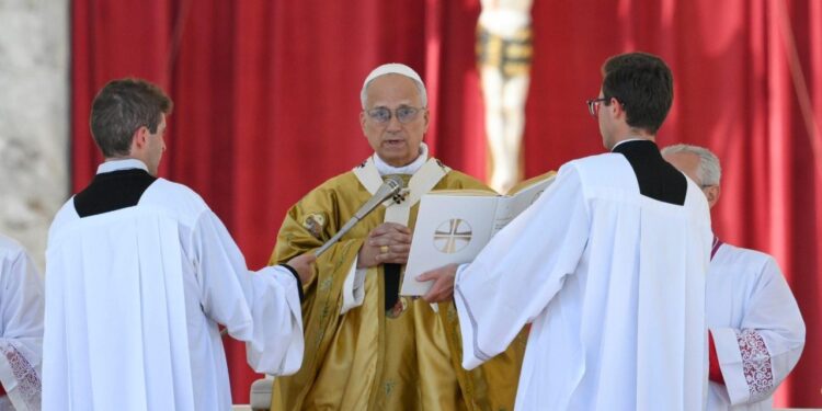 El Papa en el Ángelus: Dios no quiere la guerra. ¡Dios quiere la paz! 1 El Papa en el Ángelus: Dios no quiere la guerra. ¡Dios quiere la paz!