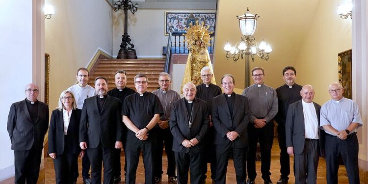 El Arzobispo de Valencia reestructura el Consejo episcopal