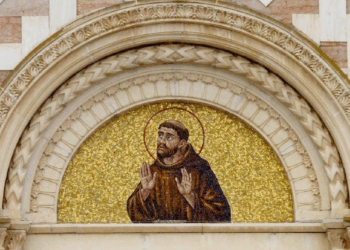 Italia evalúa restablecer la festividad de San Francisco como fiesta nacional en 2026