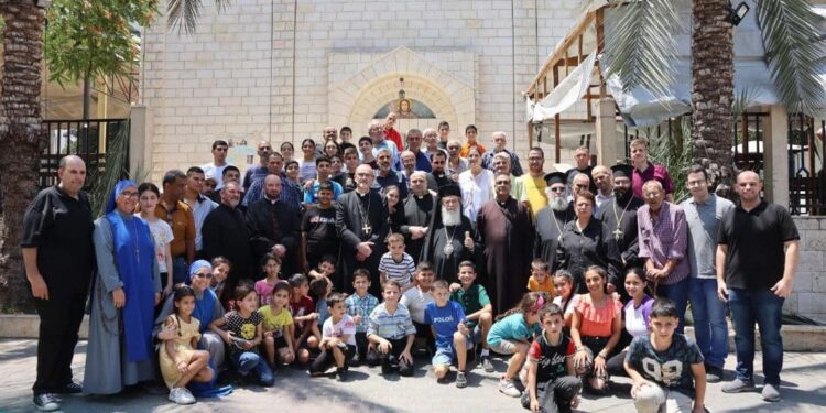 Un sacerdote valenciano en Suiza impulsa un proyecto para ayudar a parroquias en Israel y Palestina