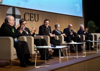 Más de 550 participantes se reúnen en Valencia en el Encuentro diocesano de Vocaciones Presidido por el Arzobispo y con la intervención del presidente de la CEE