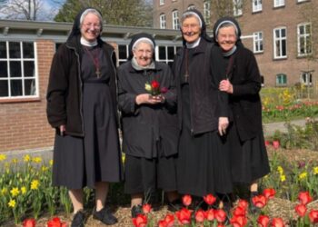 Las Hermanas de la Preciosa Sangre transforman su convento en un refugio para ucranianos desplazados