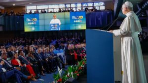 El Papa y la reina Letizia condenan el hambre como arma de guerra en el Día Mundial de la Alimentación 2 img2.rtve