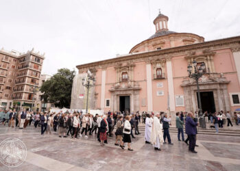 Jubileo de las parroquias Nuestra Señora del Milagro y San Maximiliano María Kolbe de Valencia, y la de San Martin Obispo de Alcàsser en la Basílica de la Virgen de los Desamparados