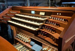 Bendición del restaurado órgano romántico del Colegio del Patriarca de Valencia 3 Organo Patriarca 3