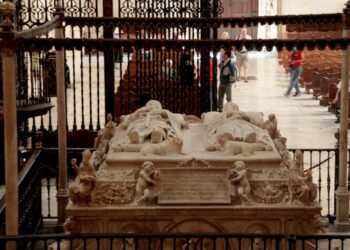 La Capilla Real de Granada se prepara para conmemorar la muerte de Isabel La Católica