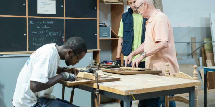 Cáritas Valencia lanza su campaña ‘Dona en cor’, con propuestas y acciones solidarias para realizar en Navidad 1 con propuestas y acciones solidarias para realizar en Navidad